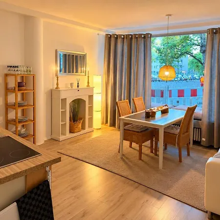 Zentral Wohnen & Gemuetlich Entspannen Appartement